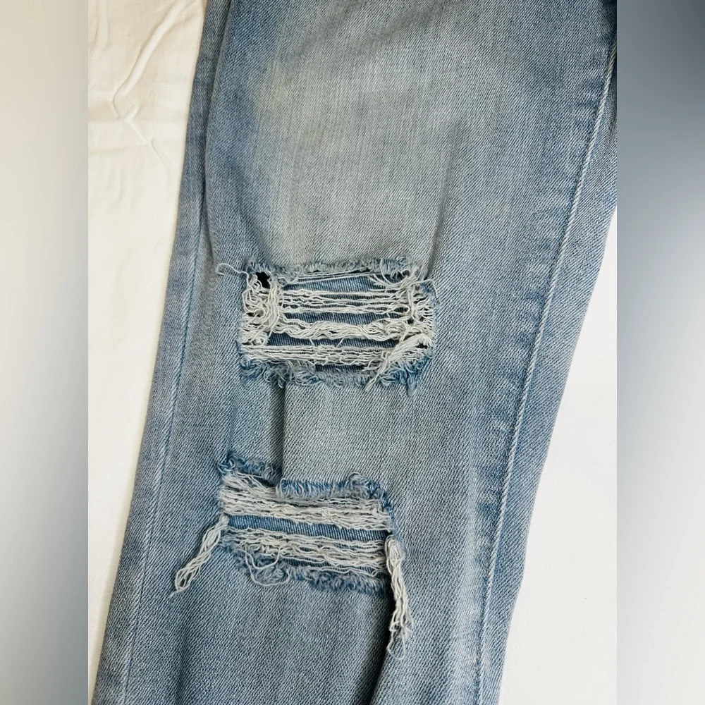 Levi's Sky Blue High Rise Women's Jeans - Picture 7 of 11